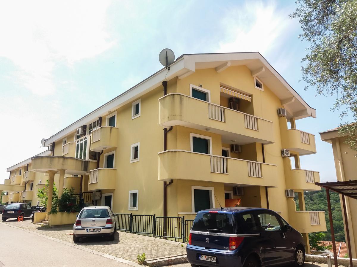 Allegro Apartment Sekulic Petrovazzo Esterno foto